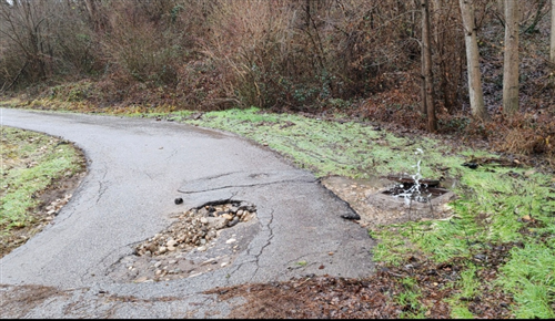 Chiusura temporanea al traffico della strada vicinale Maison